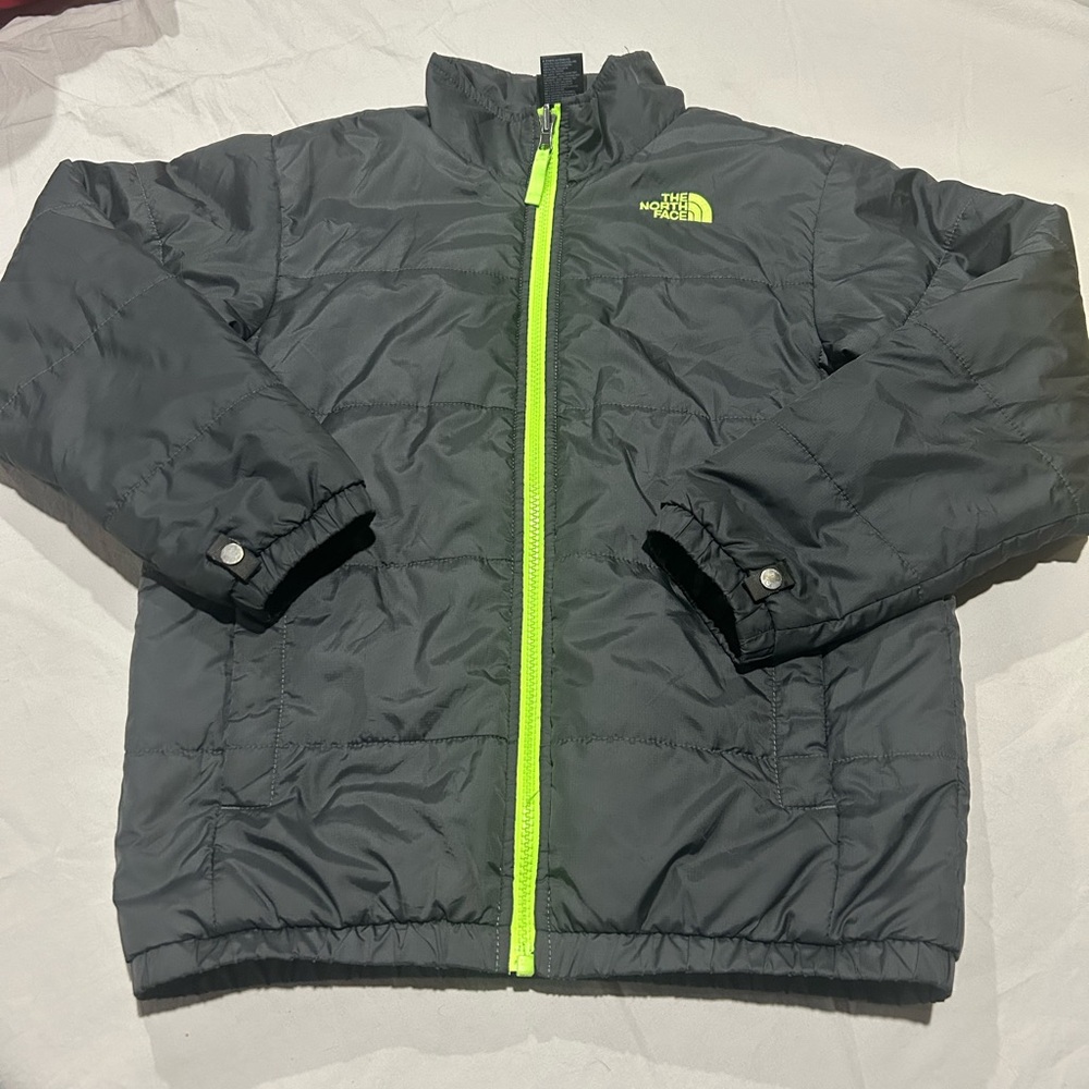 EUC The North Face Kids 10-12 Gray Jacket Boys Medium Outdoors Lightweight